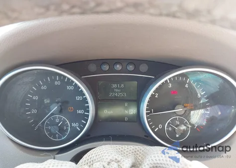 2008 Mercedes-Benz Ml 350 4Matic z USA, uszkodzony, nr VIN 4JGBB86E38A347859